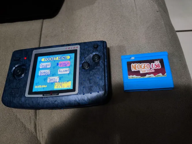 Neo geo pocket com ips+ everdrive