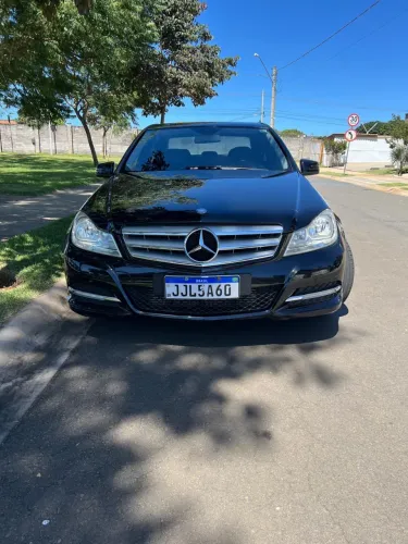 Mercedes-Benz C-180 CGI Classic 1.8 16V 156cv Aut. 2012