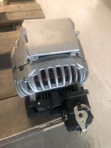 Alternador 24V 100A - Delco Remy