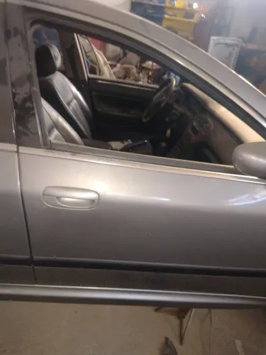 Porta direita Peugeot 607 2001