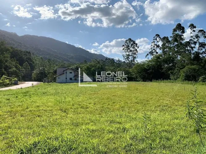 Terreno à venda no bairro Rodeio 12 em Rodeio/SC