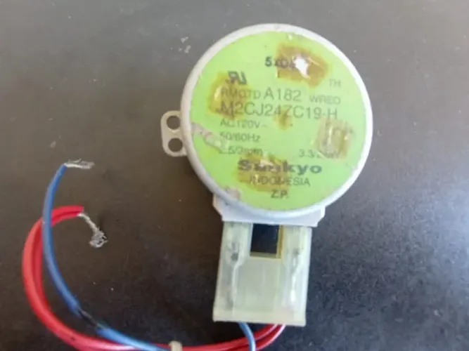 Motor prato Microondas - Usado