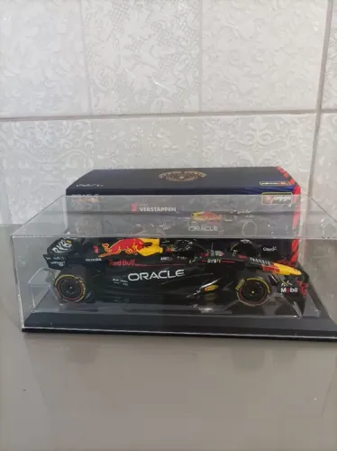 Miniatura de Fórmula 1 Red Bull RB19 Max Verstappen 2022