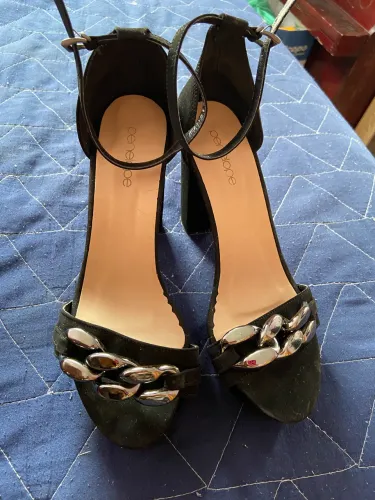 Vendo Sapato excelente 