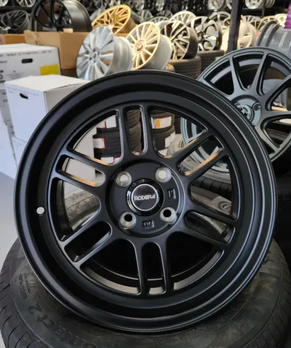 Jogo de rodas RPF1 aro 15 4x100