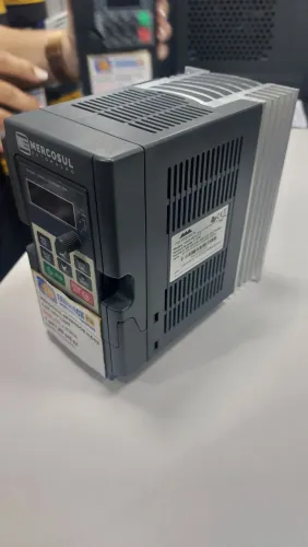 Inversor de frequência 4,2a 1cv 220v mercosul