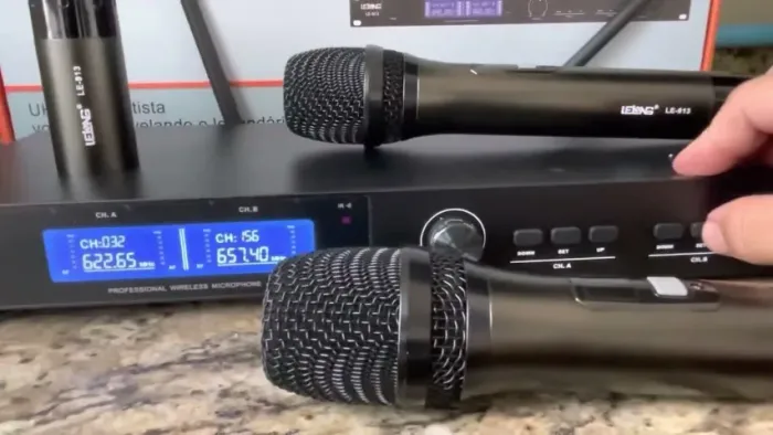 Microfone lelong sem fio Uhf Digital Multifrequencia Duplo Uhf Le-913