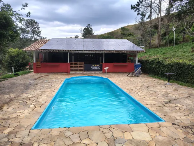 GRANJA 5800m2 PEDRA BONITA 2 QUARTOS SALA COZINHA COPA AREA GOURMET AÇUDE VARANDA POMAR