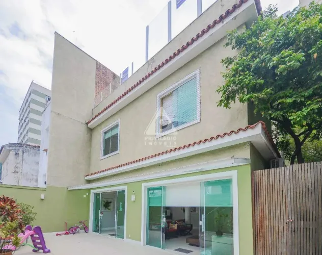 Casa de rua à venda, 5 quartos, 3 suítes, 5 vagas, Humaitá - RIO DE JANEIRO/RJ