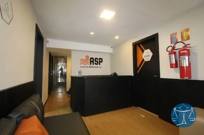SALA COMECIAL EM TIROL