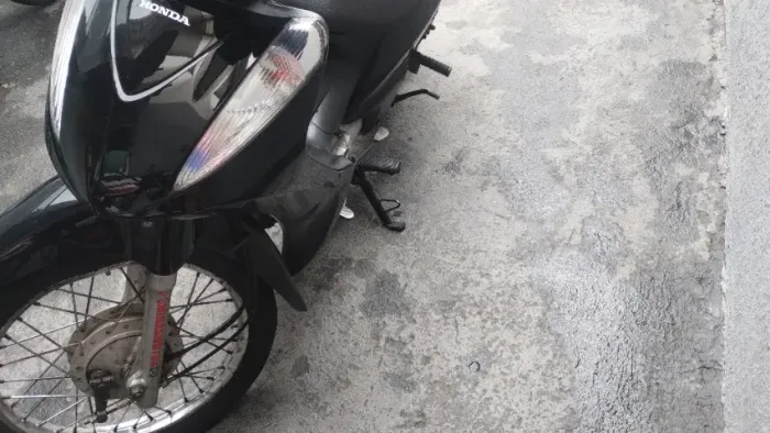 Biz 110i segundo dono. Moto toda original.