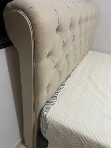 Cabeceira Estofada Design Capitonê