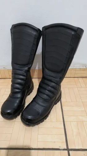 Botas de Couro unissex Pretas