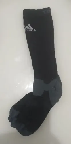 Meião Adidas Terrex compressão Tech-fit