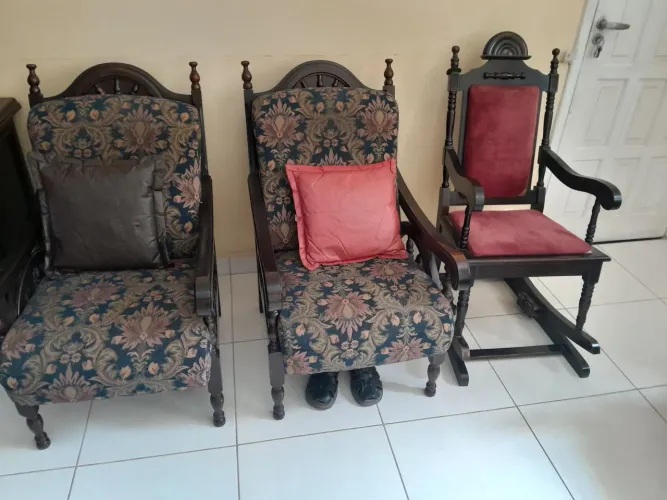 Cadeiras de balanço Vintage - Madeira Maciça, em Recife