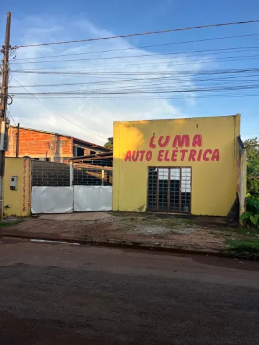 Vende -se um terreno com barracão em Chapada dos Guimarães.