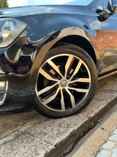 Volkswagen Golf Highline 1.4 TSI 140cv Aut. 2015