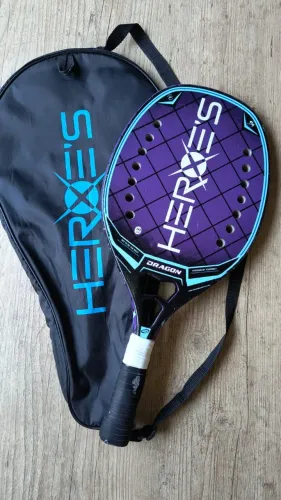Raquete de beach tennis marca HEROES acompanha bolsa original protetora