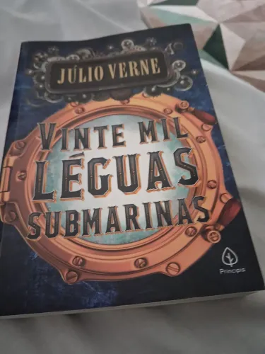 Vinte mil léguas submarino