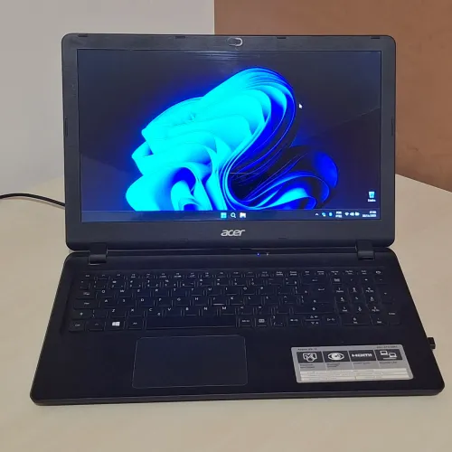 Acer Aspire ES-15 único dono (troco em máquina de costura)