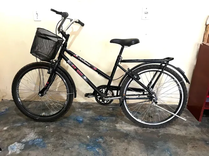 Bicicleta aro 26 com cesta