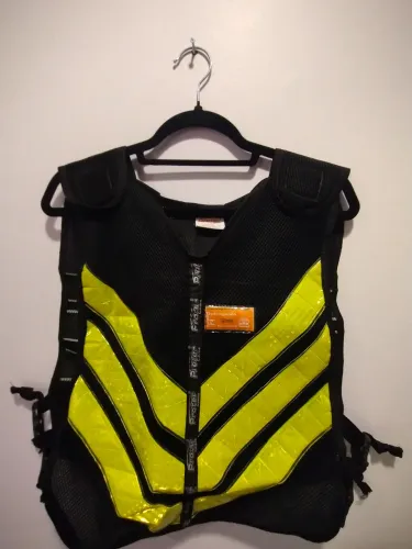 Colete Refletivo Preto e Amarelo