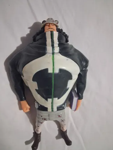 Figure Kuma one piece 
