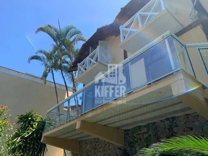 Casa Duplex com Terreno de 916m² no Condomínio Terra Nova