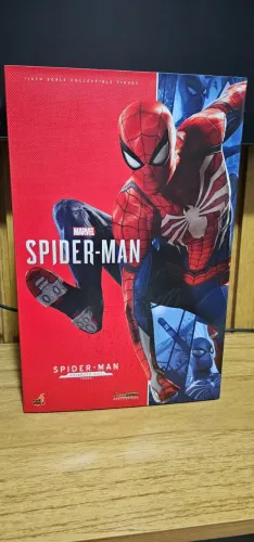 Spiderman Advanced Suit Hot Toys