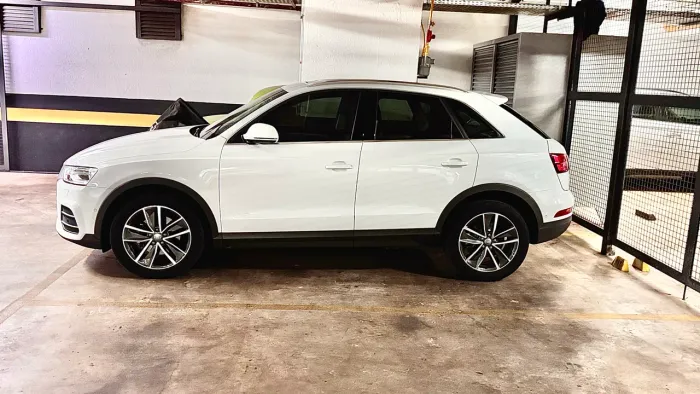 IMPECÁVEL. Audi Q3 2.0 TFSI Quat. 170/180cv S-tronic 5P 2018