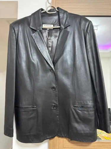 Blazer de Couro Windsor - Elegância atemporal
