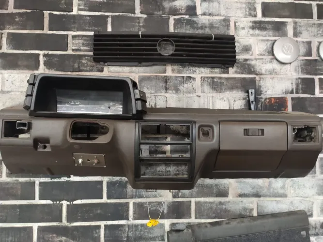 Painel vw satélite monocromatico