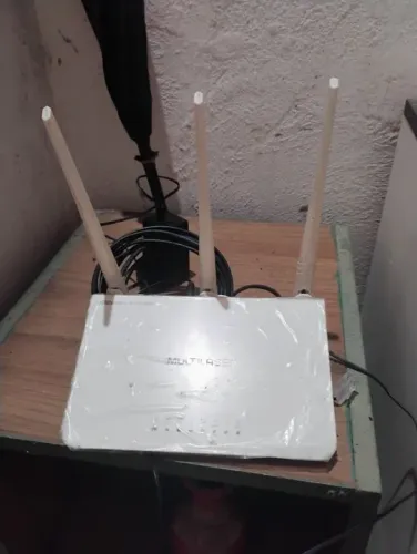 Roteador Multilaser Wi-Fi semi novo
