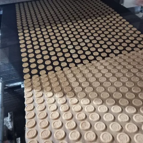 Biscoitos recheado crocantes e saborosos