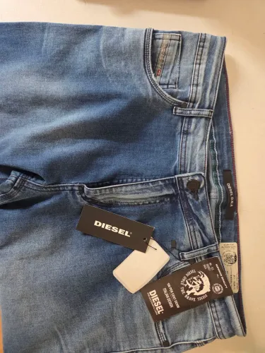 Calça Jeans Skinny Diesel Nova