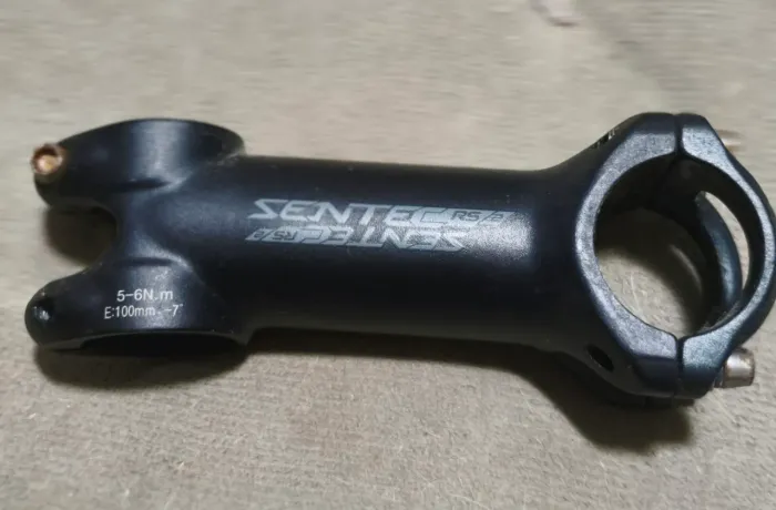Mesa de guidão Sentec RS/2 100mm