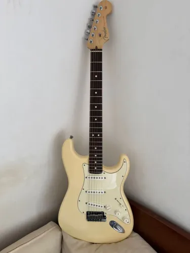 Guitarra Fender American Stratocaster rara