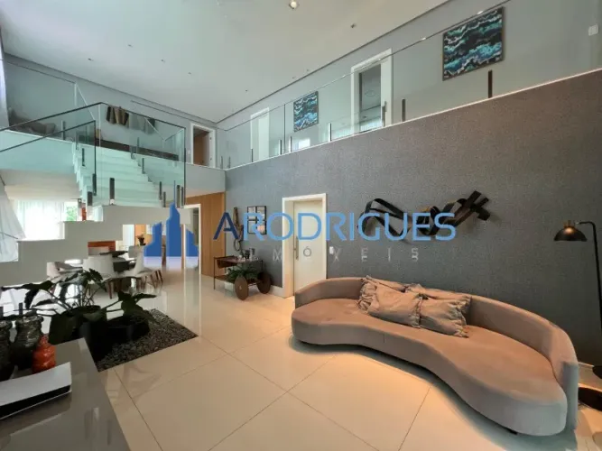 Casa de Luxo em Condomínio Alphaville II - 4 suítes, 3 salas, 5 vagas, 502m² em Salvador-B