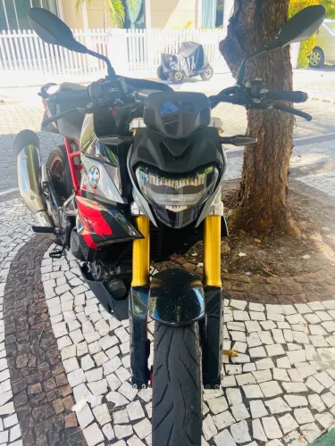Moto BMW G310 6 meses uso