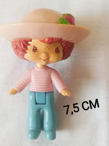 Boneca Moranguinho Strawberry Shortcake Colecionável - 7,5cm - Articulada.