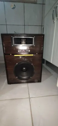 Caixa de som montado p/ residêncial, barzinho e etc