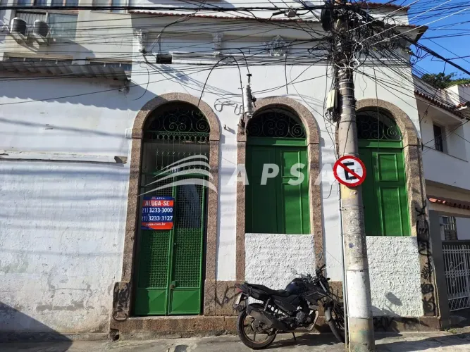 EXCELENTE APARTAMENTO TIPO ESTÚDIO EM SANTA TERESA AO LADO DO TÚNEL SANTA BÁRBARA , COLADO
