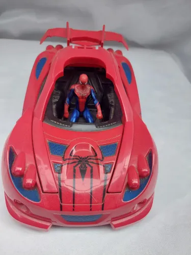 Carrinho do Homem-Aranha 24x13 com boneco