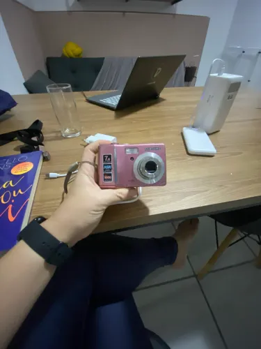 Câmera fotográfica antiga Samsung 7,5 Mega pixels