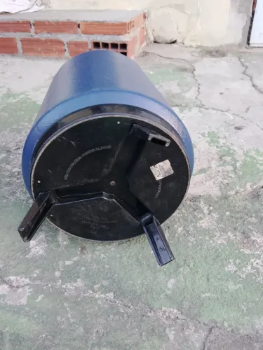 Vendo está garrafa de 10 litro