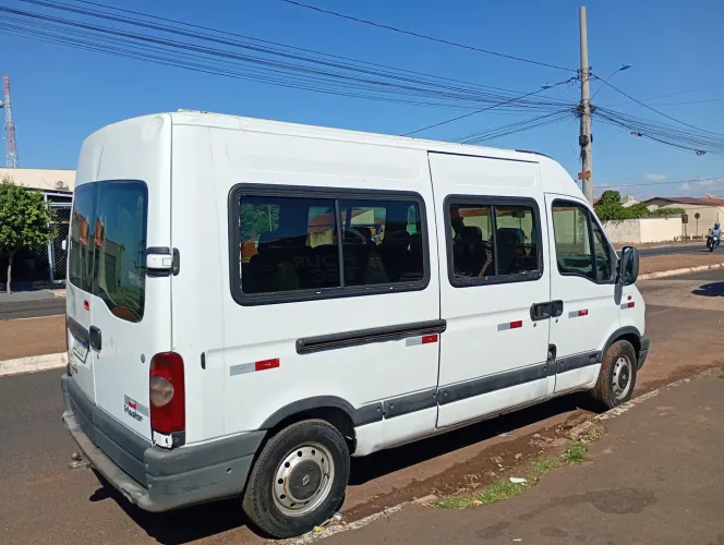 Renault Master 2.5 DCI 16V 115cv 16L Diesel 2006