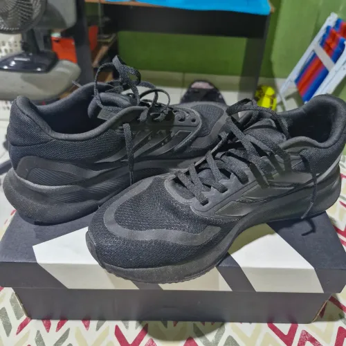  Tênis Adidas Preto - Conforto e Estilo 