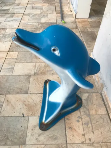 Golfinho chafariz piscina