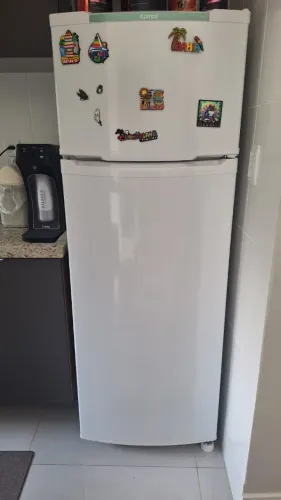 Geladeira Consul Cycle Defrost Duplex 334 Litros Branca Com Cor Branco