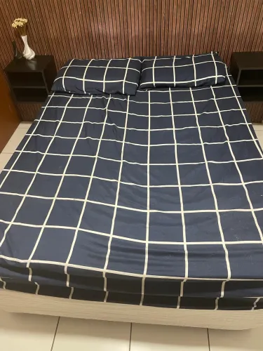 CAMA BOX (Colchão + base) 200